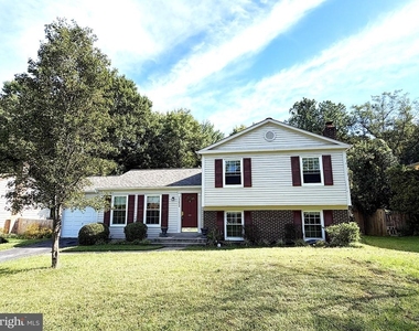 12604 Etruscan Drive - Photo Thumbnail 17