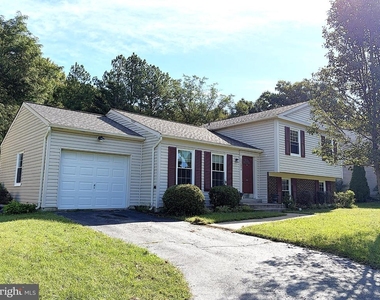 12604 Etruscan Drive - Photo Thumbnail 19