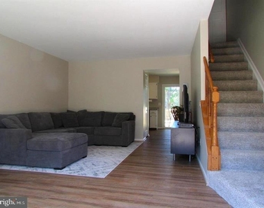 14840 Lynhodge Court - Photo Thumbnail 1