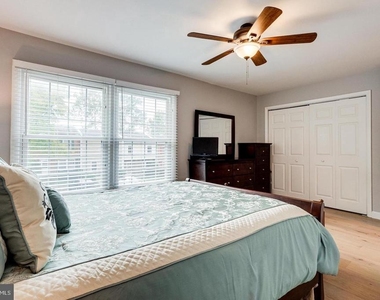 6295 Hillary Court - Photo Thumbnail 19