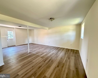 4404 Carrier Court - Photo Thumbnail 12