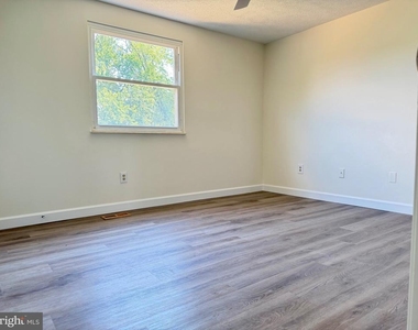 4404 Carrier Court - Photo Thumbnail 8