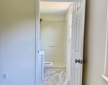 4404 Carrier Court - Photo Thumbnail 9