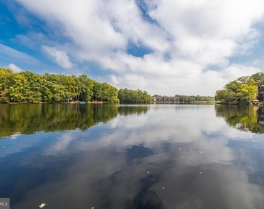 11322 Dockside Circle - Photo Thumbnail 5