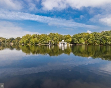 11322 Dockside Circle - Photo Thumbnail 6