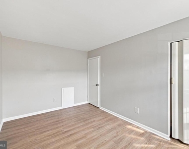 8346 Stationhouse Court - Photo Thumbnail 25
