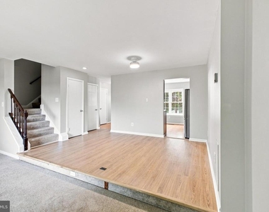 8346 Stationhouse Court - Photo Thumbnail 16