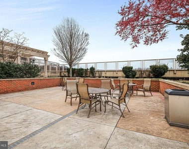 2451 Midtown Avenue - Photo Thumbnail 37