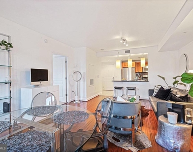 2451 Midtown Avenue - Photo Thumbnail 17