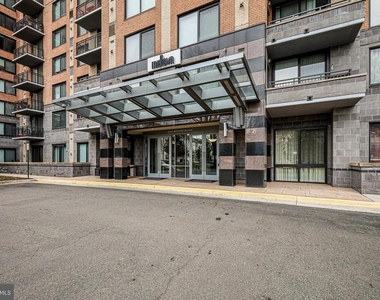2451 Midtown Avenue - Photo Thumbnail 1