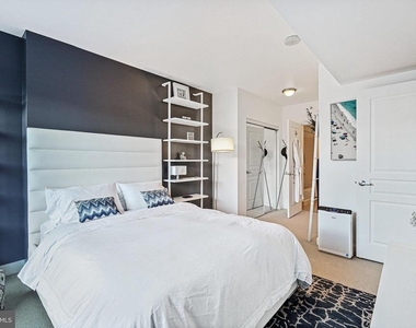 2451 Midtown Avenue - Photo Thumbnail 14