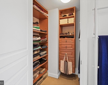 2451 Midtown Avenue - Photo Thumbnail 16