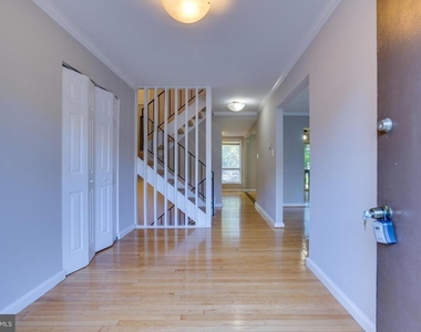 4405 Elan Court - Photo Thumbnail 3