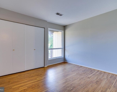 4405 Elan Court - Photo Thumbnail 28