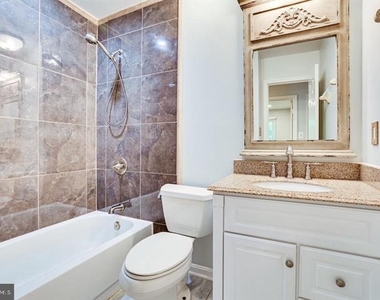 2601 Seskey Glen Court - Photo Thumbnail 30