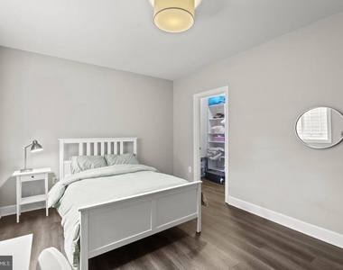 9228 Clementine Court - Photo Thumbnail 31