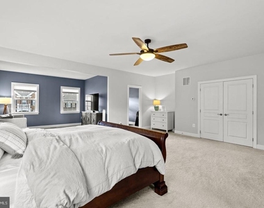 9228 Clementine Court - Photo Thumbnail 20
