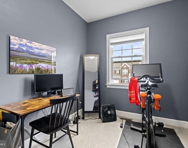 9228 Clementine Court - Photo Thumbnail 23