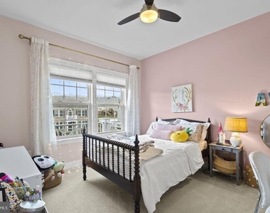 9228 Clementine Court - Photo Thumbnail 35