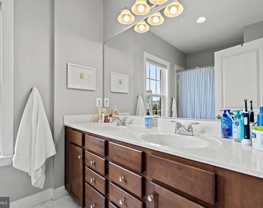 9228 Clementine Court - Photo Thumbnail 38