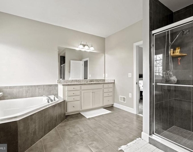 9228 Clementine Court - Photo Thumbnail 26