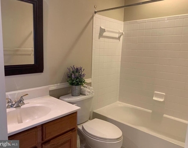 13457 Wood Lilly Lane - Photo Thumbnail 15