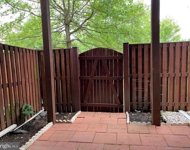 13457 Wood Lilly Lane - Photo Thumbnail 31
