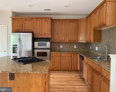 13457 Wood Lilly Lane - Photo Thumbnail 2