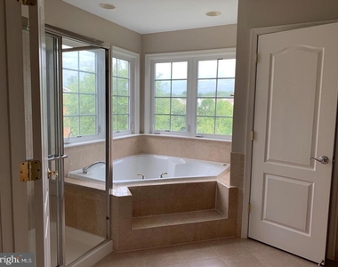 13457 Wood Lilly Lane - Photo Thumbnail 14
