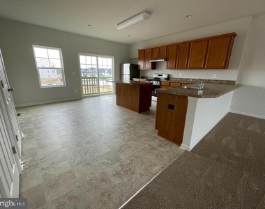202 Norland Knoll - Photo Thumbnail 17