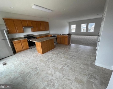 202 Norland Knoll - Photo Thumbnail 15