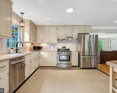 5830 Wilson Road - Photo Thumbnail 9