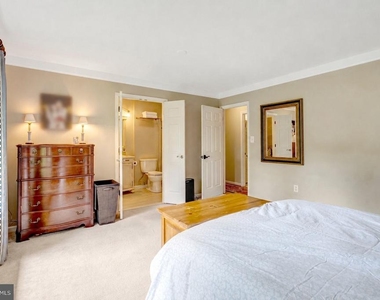 5830 Wilson Road - Photo Thumbnail 11