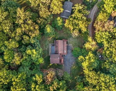 104 Laurel Lane - Photo Thumbnail 36