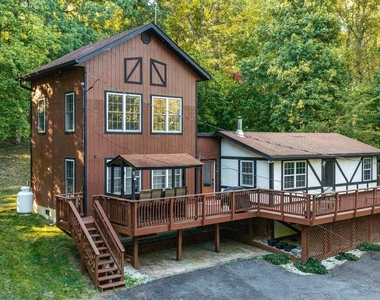 104 Laurel Lane - Photo Thumbnail 1