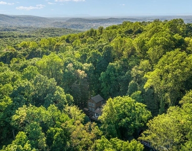 104 Laurel Lane - Photo Thumbnail 37