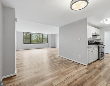 4600 Duke Street - Photo Thumbnail 11