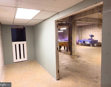 4600 Duke Street - Photo Thumbnail 38