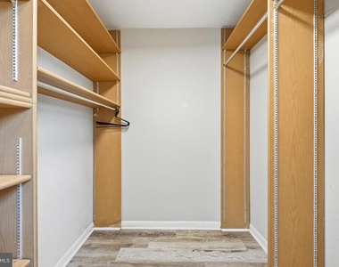 4600 Duke Street - Photo Thumbnail 28