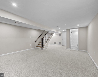3930 Vermont Avenue - Photo Thumbnail 21