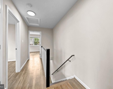 3930 Vermont Avenue - Photo Thumbnail 14