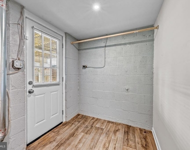 3930 Vermont Avenue - Photo Thumbnail 25
