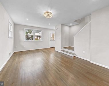 3930 Vermont Avenue - Photo Thumbnail 6