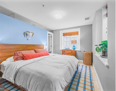 1210 Queen Street - Photo Thumbnail 17