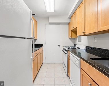 1730 Arlington Boulevard - Photo Thumbnail 12