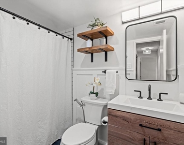 1730 Arlington Boulevard - Photo Thumbnail 16