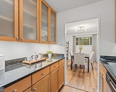 1730 Arlington Boulevard - Photo Thumbnail 13