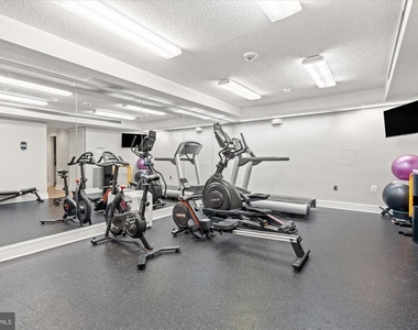 1730 Arlington Boulevard - Photo Thumbnail 33