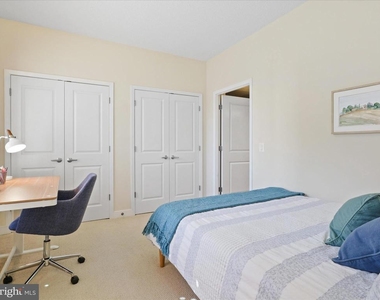 820 N Pollard Street - Photo Thumbnail 14