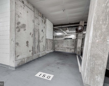 820 N Pollard Street - Photo Thumbnail 53